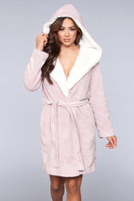 Load image into Gallery viewer, 1817 Janet Plush Fleece Color Block Robe